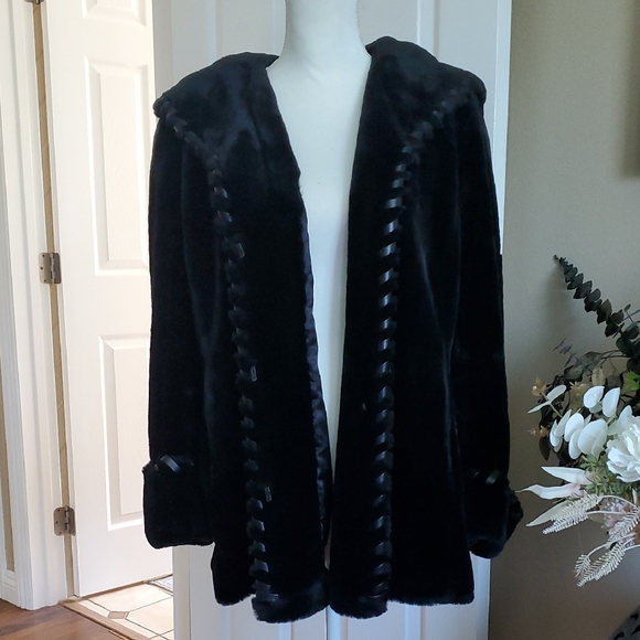 New Jones New York Black Teddy Jacket